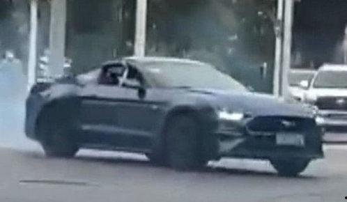 民间街头漂移吃瓜视频,民间吃瓜群众见证极限驾驶风采