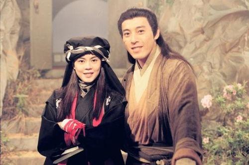 笑傲江湖令狐冲吃瓜视频,令狐冲吃瓜，揭秘江湖背后的秘密