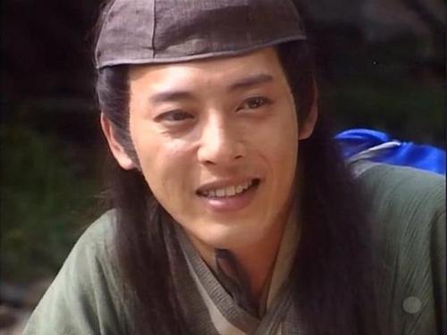 笑傲江湖令狐冲吃瓜视频,令狐冲吃瓜，揭秘江湖背后的秘密