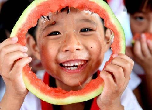 大宝吃瓜视频,揭秘娱乐圈幕后故事