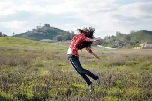 吃瓜拍照姿势大全视频,揭秘吃瓜拍照姿势大全