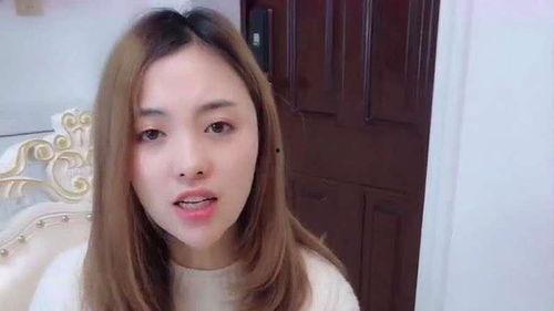 老婆吃网纹瓜视频,老婆甜蜜吃瓜瞬间，甜蜜满满！