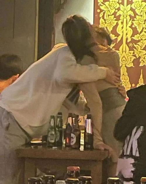 中堂吃瓜事件视频播放,网络热议背后的真相揭秘