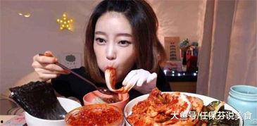 美女喝茶吃瓜视频大全,美女们悠闲品茗时光