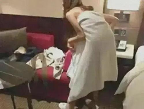 武汉女子裸走事件吃瓜视频